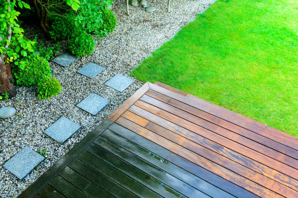 Best Animal Enclosure Cleaning  in East Grand Forks, MN